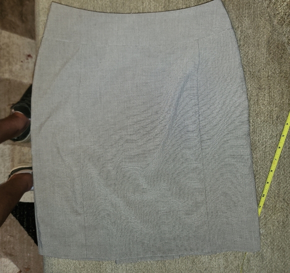 New York & Company Gray Pencil Skirt - Picture 1 of 3